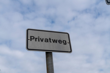 Privatweg Schild Stadt