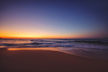 Fototapeta premium Beautiful sunrise over the sea