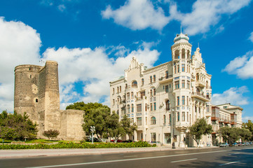 Fototapeta na wymiar Maiden Tower in Baku