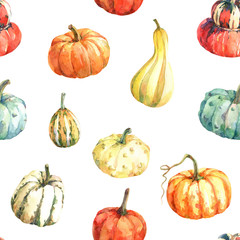 Watercolor seamless pattern with pumpkins. Hand drawn watercolor illustration.
