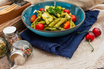 Chicken penne with Pesto sauce