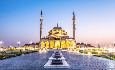 Largest Mosque in Sharjah beautiful traditional Islamic architecture new tourist attraction in...