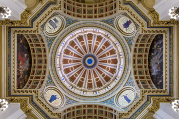 Inner Dome from the rotunda floor of the Pennsylvania State Capitol in Harrisburg, Pennsylvania - obrazy, fototapety, plakaty