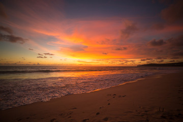 Obraz na płótnie Canvas sea scape on the sunset at the beach in Thailand