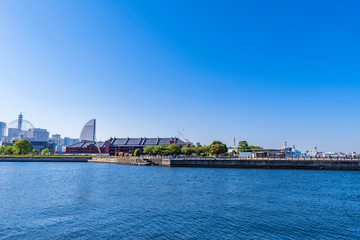Obraz premium 横浜 海と赤レンガの風景