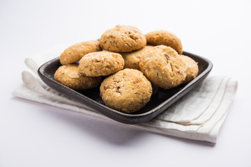 Nan khatai or Nankhatai is an authentic Indian sweet and savory eggless cookie loaded with dry fruits 