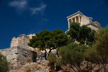 ancient ruins in athens