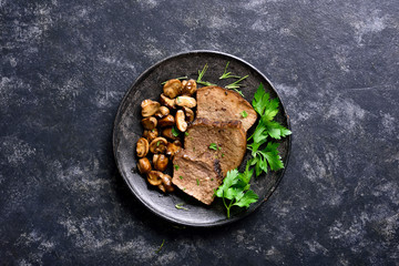 Slow cooked beef with mushrooms