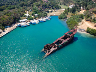 Aerial view of sunken ship at Roatán, Honduras