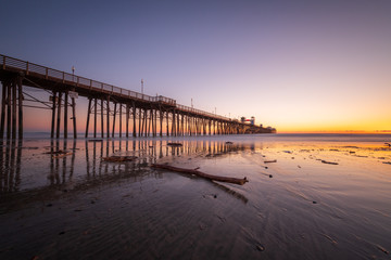 Fototapeta na wymiar Oceanside Pier Sunset San Diego County