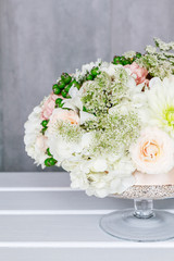 How to make floral decorations for summer party table