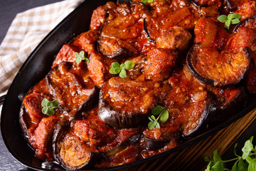 arni me melitzanes - stewed lamb with eggplant