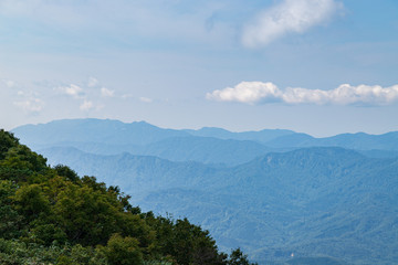 Obraz premium Mt. Iwaki with an open view