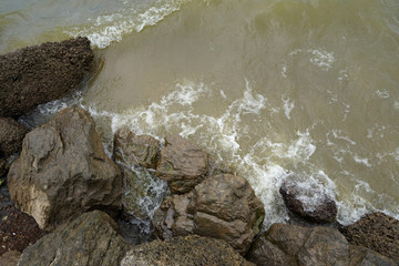 Rock shock wave Water flow In the river