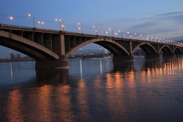Fototapeta na wymiar bridge Krasnoyarsk