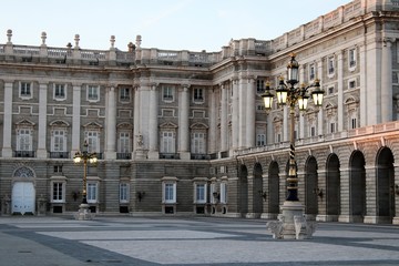 Fototapeta na wymiar Palacio Real de Madrid