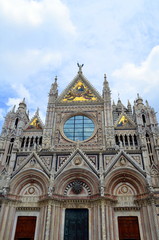 Fototapeta na wymiar Dom in Siena
