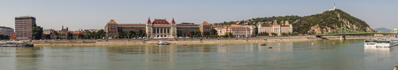 Fototapeta na wymiar Old houses of Budapest and the Danube River, aerial view