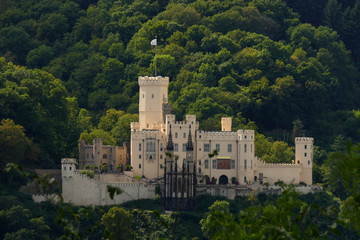 Fototapeta na wymiar Flugbild Schloss Stolzenfels