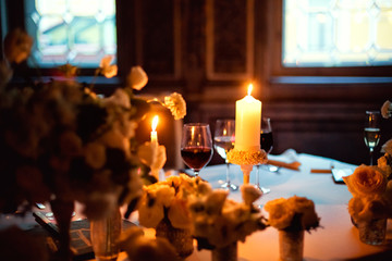 candles on the wedding table