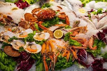 Auf dem Fischmarkt in Venedig
