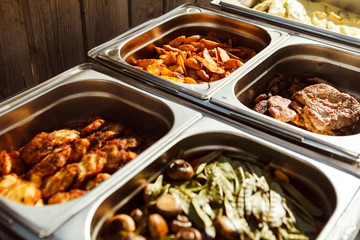 Essen am Buffet