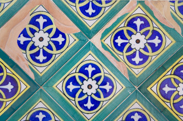 Pared de mosaicos antiguos