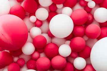 background wall of white and red balloons