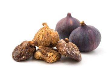 Getrocknete und frische Feigen