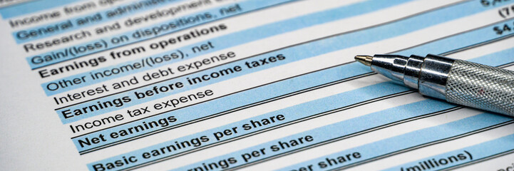 Obraz premium Business composition. Financial analysis - income statement balance
