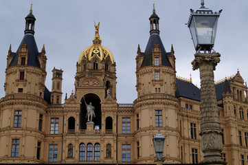 Fototapeta na wymiar Das Schweriner Schloss 
