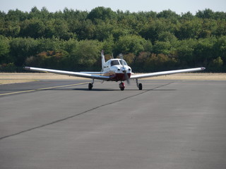 kleines Personen-Flugzeug