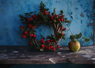 autumn wreath with rosehip /happy thanksgiving  /autumn holidays background