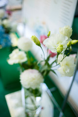 wedding decorations on the wedding day for the newlyweds