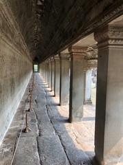 Obraz premium Colonnade in the temple