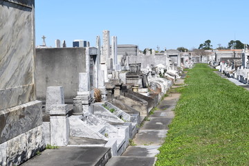 new orleans metairie cemetery 