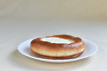 Cheesecake with cottage cheese. Traditional pastry of Russian cuisine 