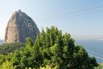 Głowa Cukru z kolejka linową © Miroslaw