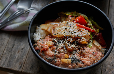 Seaweed pork burger with kimchi 