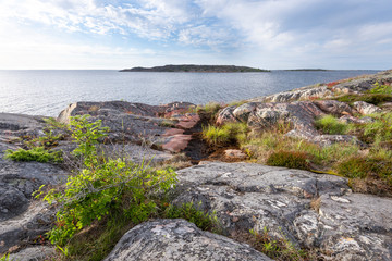 Fototapeta na wymiar seascape with rocks in Finland archipelago.