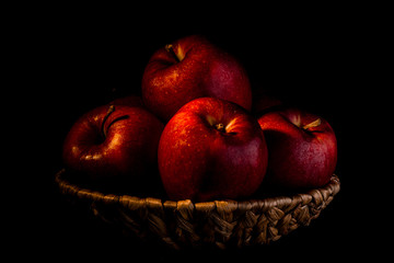 Apples in the fruit bowl