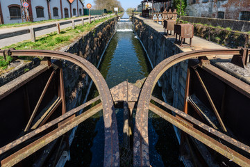 Ciclabile del Naviglio Pavese, Milano, Pavia