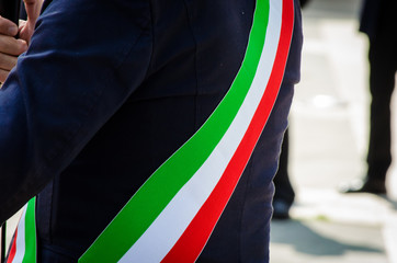 Dettaglio della fascia del sindaco ad una cerimonia ufficiale 
