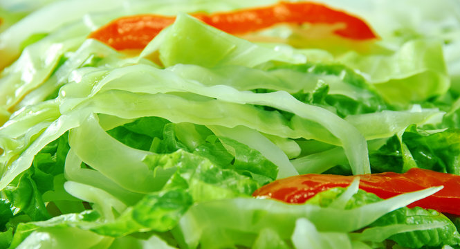 Marinated Cabbage And Sweet Pepper Slaw