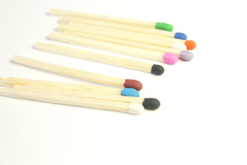 Naklejka premium Bright colorful matches isolated on white background