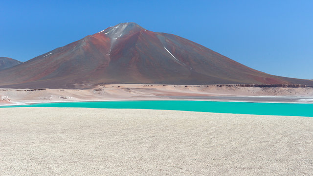 Laguna Verde (Green Lagoon) salt lake and volcano, Paso de San Francisco, Atacama Region, Chile