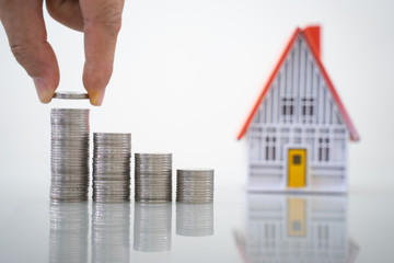 Little house and money,home insurance