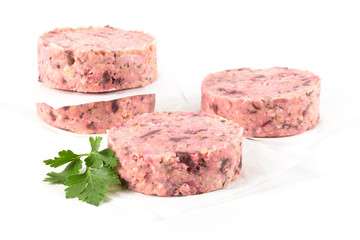 Raw veggie burger with beetroot and white beans