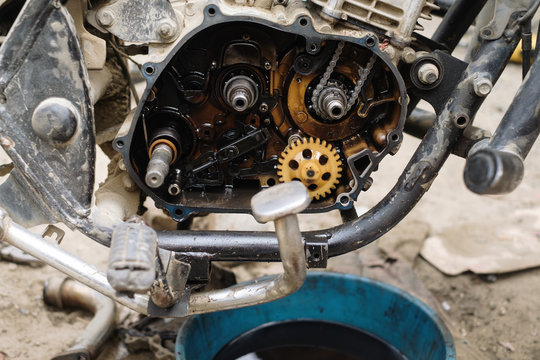 Motorcycle repairing