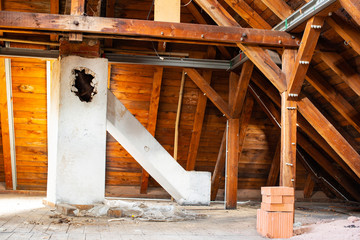 Lost Place alte Herrenhaus Villa Wohnhaus Räume vor dem Zerfall für Fotomontagen